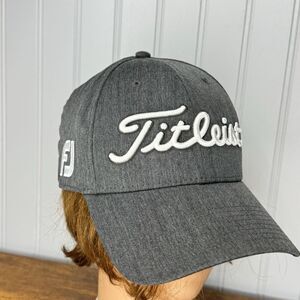 Titleist Golf Tour Performance Legacy FJ ProV1 Adj Cap Hat Gray White Sz S/M EUC